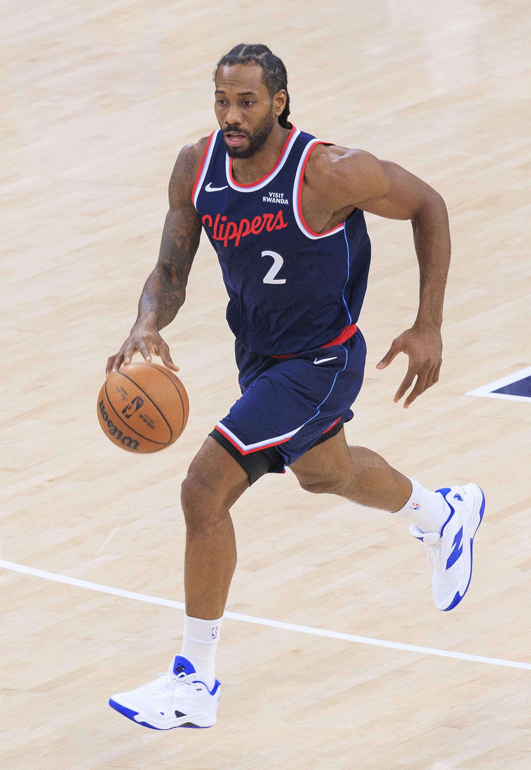 首节限制篮网只得14分！小卡：他们年轻有天赋 我们不能掉以轻心